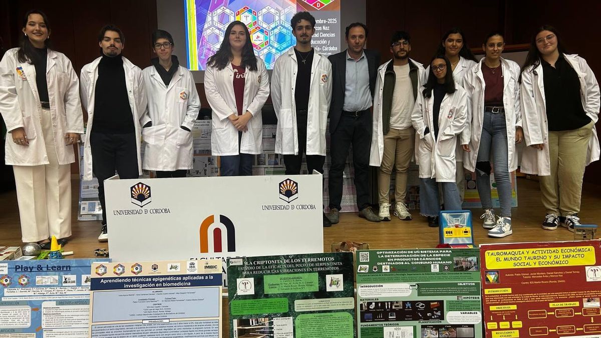 Alumnos en el evento