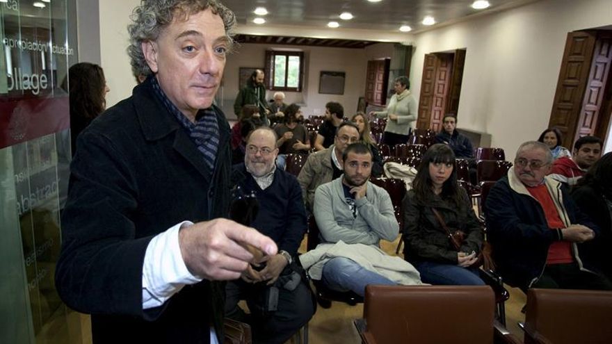 El Festival de Poesía de Lima reunirá 105 escritores, con españoles Mestre y Soler