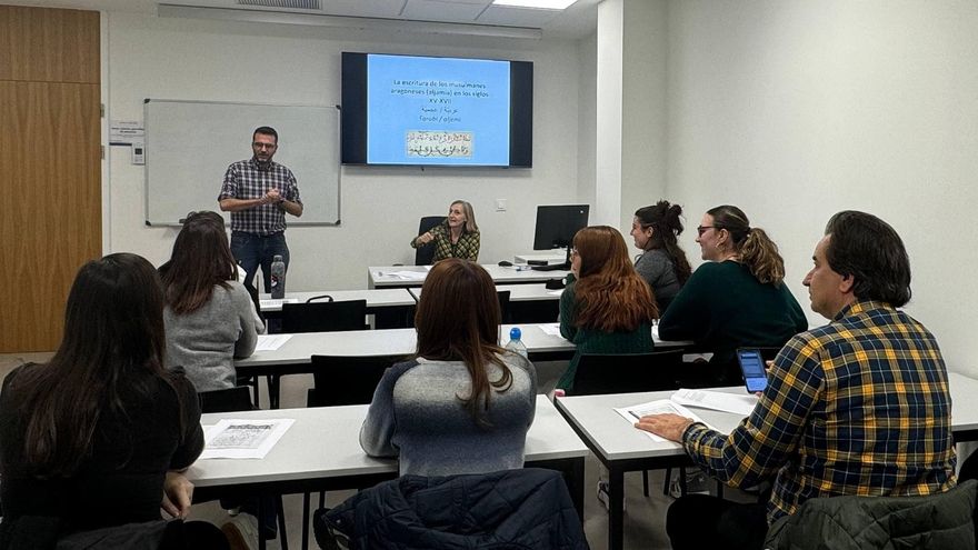 Un momento de la charla de Jorge Jiménez, profesor de Historia del Arte.