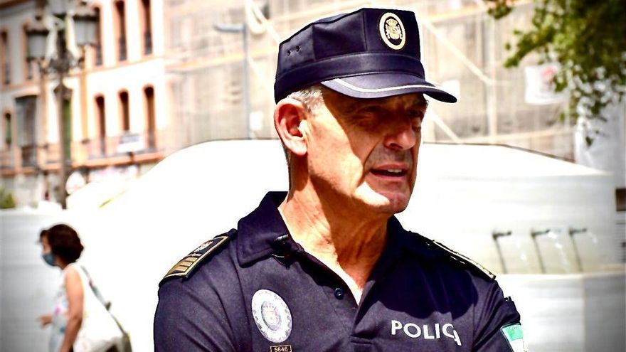 El nuevo alcalde del PP de Sevilla cesa al jefe de la Policía Local por correo electrónico