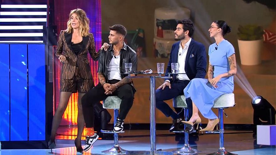 Sandra Barneda, atónita con una revelación de 'La isla de las tentaciones 6': "Me parece de lo más surrealista que he vivido"