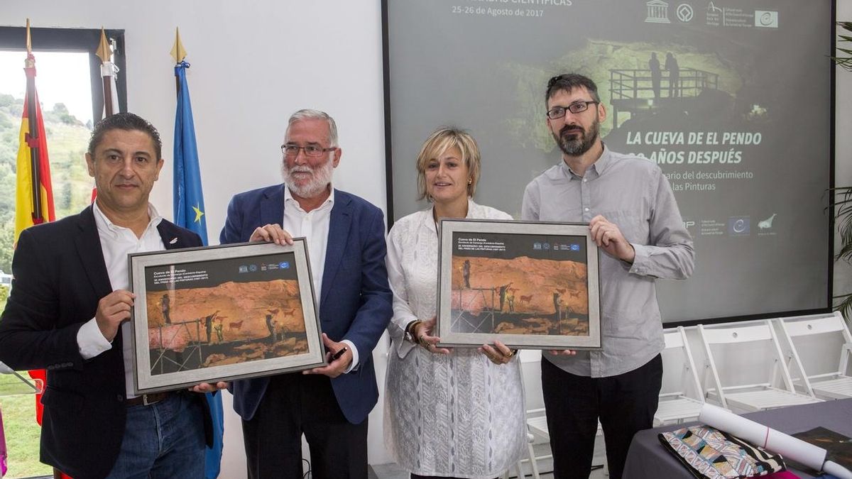Ruiz se compromete a trabajar para que la cueva de El Pendo sea "una marca de referencia a nivel mundial"