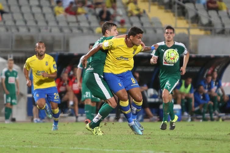 Partido entre la UD Las Palmas- Eibar (ALEJANDRO RAMOS)