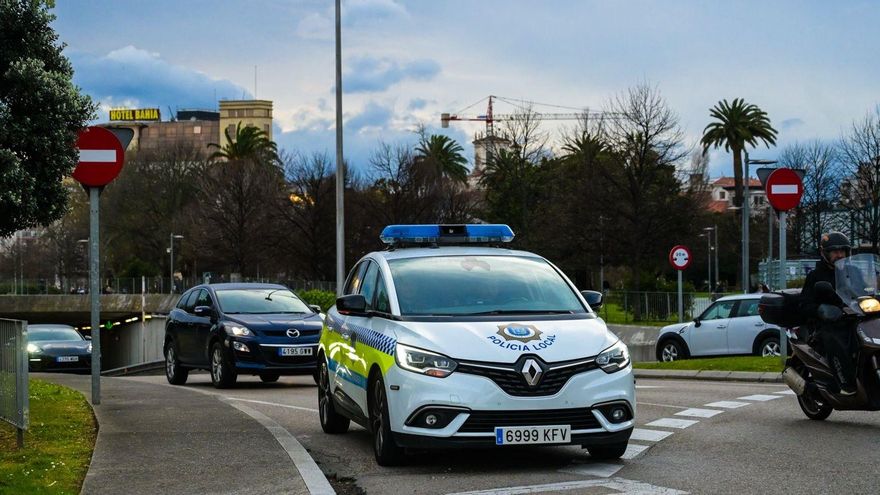 Vehículo de la Policía Local de Santander