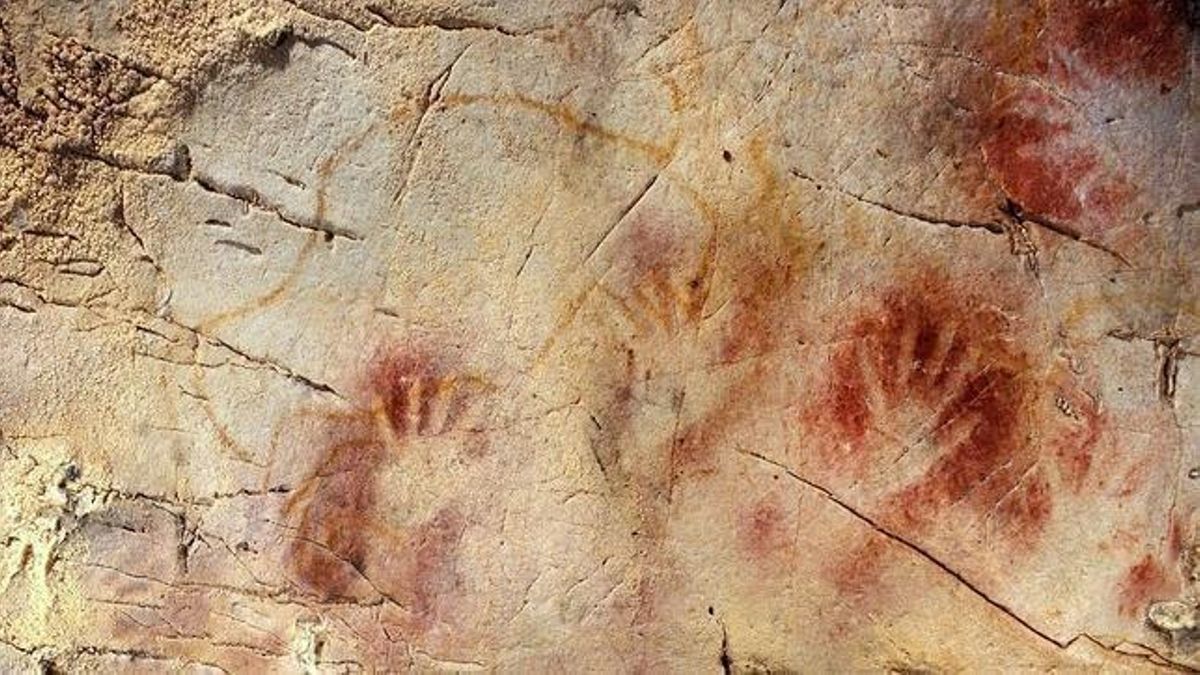 Una revista científica publica un estudio sobre las pinturas de la cueva del Castillo