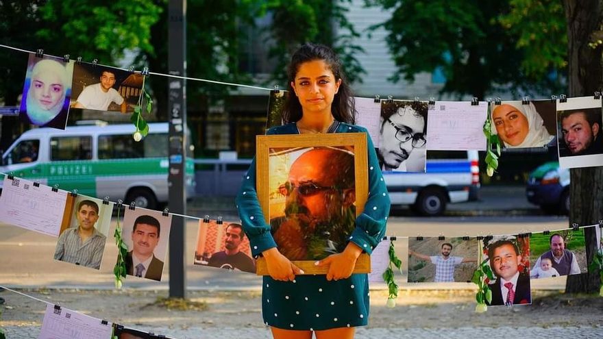 Wafa Mustafa, hija de un desaparecido sirio y refugiada en Alemania: "Quieren callarme"
