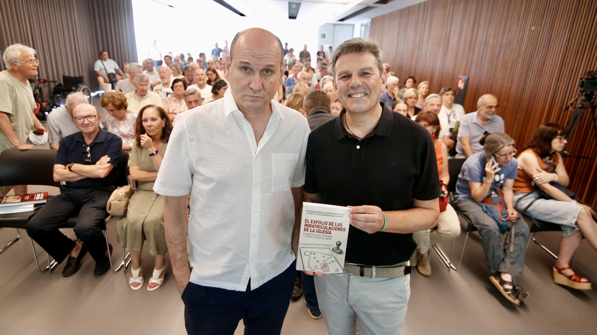 Presentación del libro, ‘El expolio de las inmatriculaciones De la Iglesia: La mezquita de Córdoba y otros casos del libro’