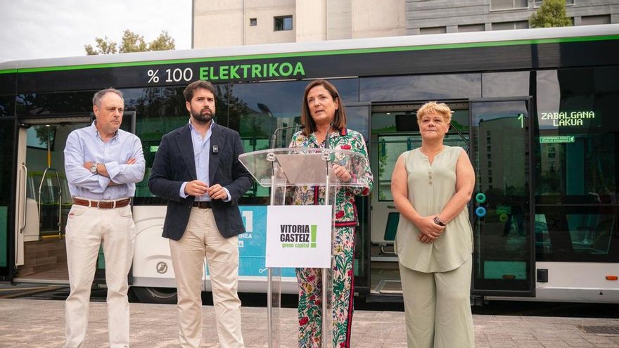 Vitoria estrena nuevas rutas con autobuses eléctricos mientras tira de unidades diésel de continuo para el BEI