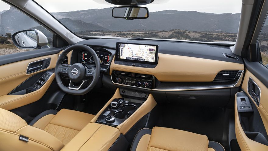 En el habitáculo del X-Trail, Nissan ha prestado especial atención a la ergonomía y la calidad de mandos y botones.