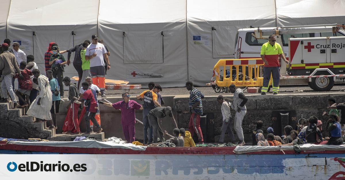 Llega un cayuco con 97 personas, entre ellas un bebé de tres meses, a El Hierro