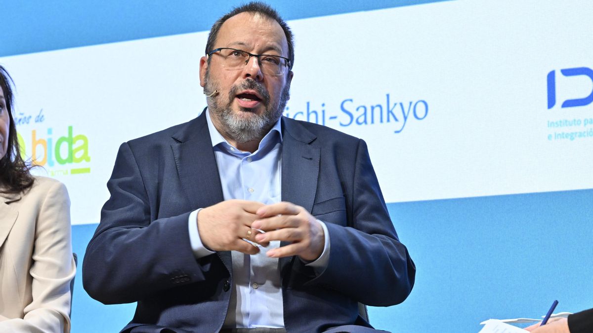 César Hernández, Director General de Cartera Común del SNS y Farmacia del Ministerio de Sanidad
