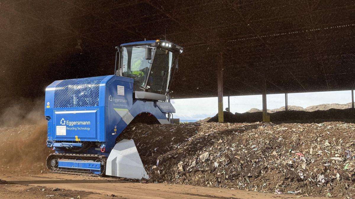 Nueva volteadora del Ecoparque de La Rioja