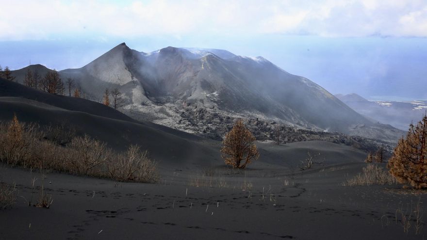 Fotogalería | Viaje al cono principal del volcán de La Palma