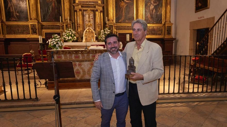 El rector de la UAH recibió de manos del alcalde el Premio Princesa de Éboli 2022
