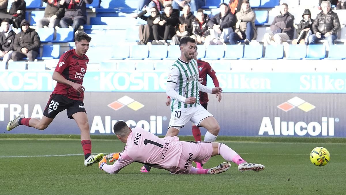 Las imágenes del CD Mirandés - Córdoba CF