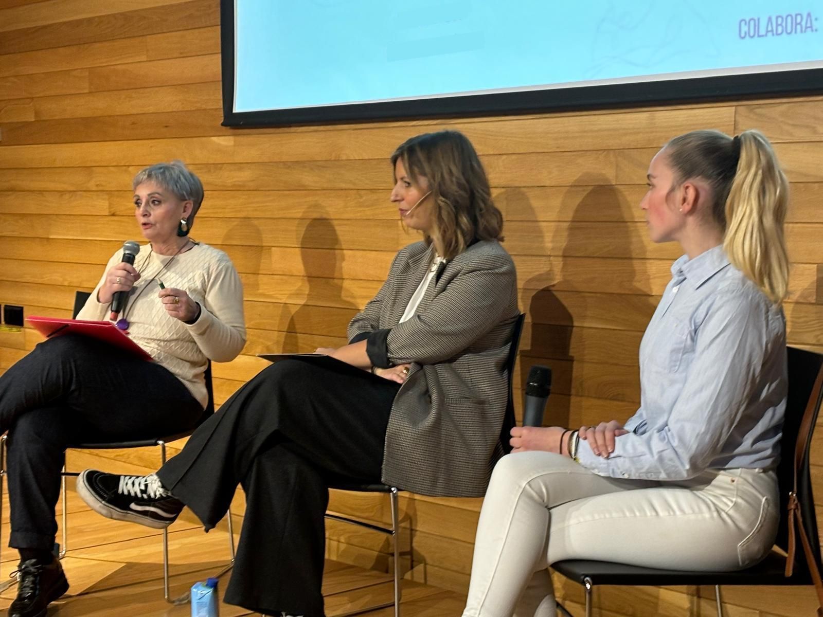 Nati defendió la importancia de contar con la mujeres víctimas para las iniciativas de igualdad