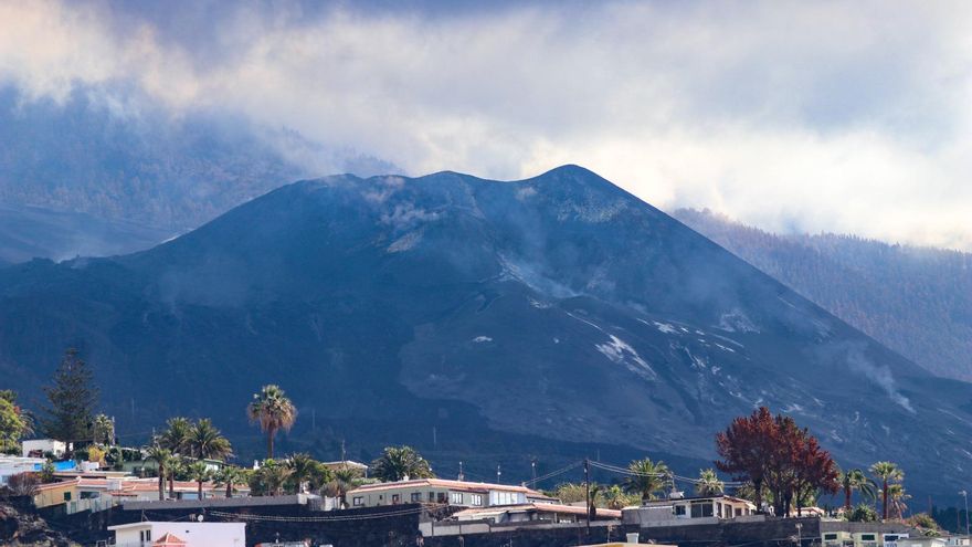 El volcán de La Palma lleva ya cuatro días sin signos vitales