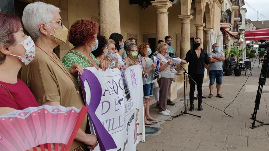 Concentración en defensa de los derechos de las niñas y mujeres afganas