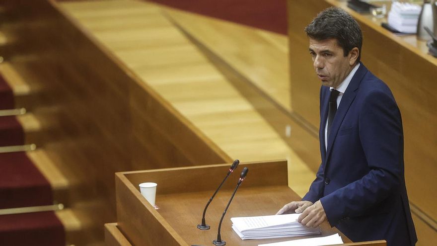 Carlos Mazón durante su intervención en el pleno.