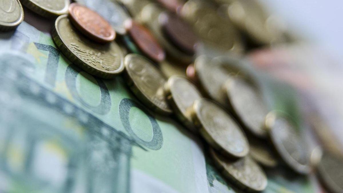 El PIB mantiene su crecimiento trimestral en el 0,8% gracias al consumo y al mayor gasto público