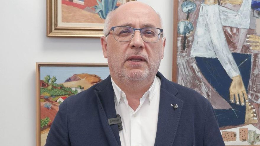 Antonio Morales exige al Gobierno central la distribución "urgente" de menores migrantes