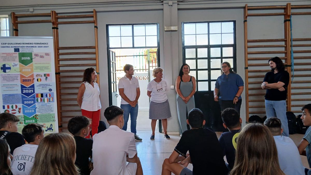 El CEIP Guillermo Romero Fernández inicia el curso con un encuentro internacional