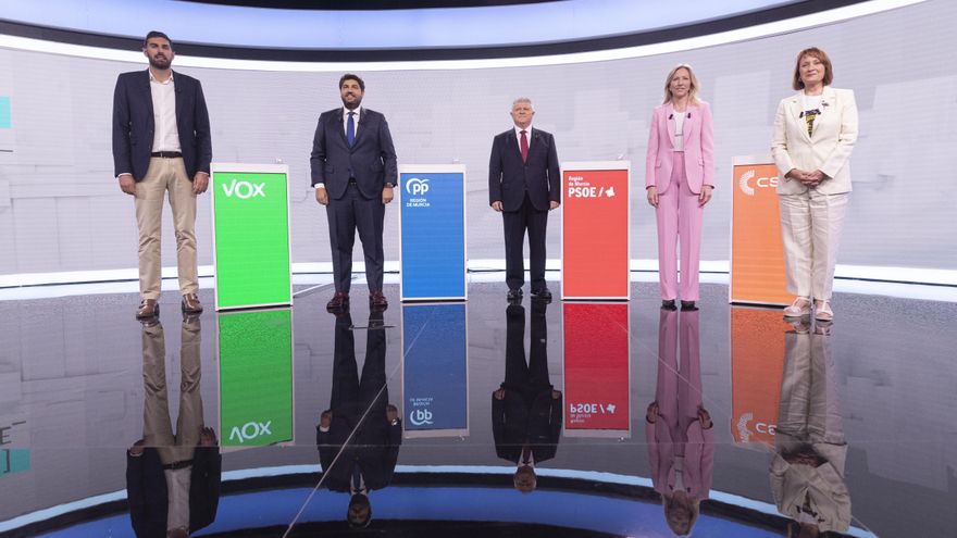 Un debate "torticero", acusaciones de "comportamiento antidemocrático" y 30 minutos de publi: por qué se canceló el debate de las elecciones en la Región de Murcia