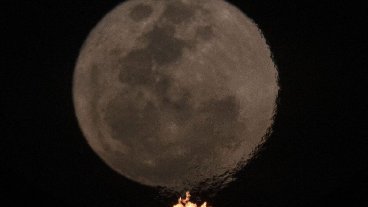 Luna del Ciervo 2026 en Canarias: cuándo verla y a qué hora alcanza su máximo esplendor
