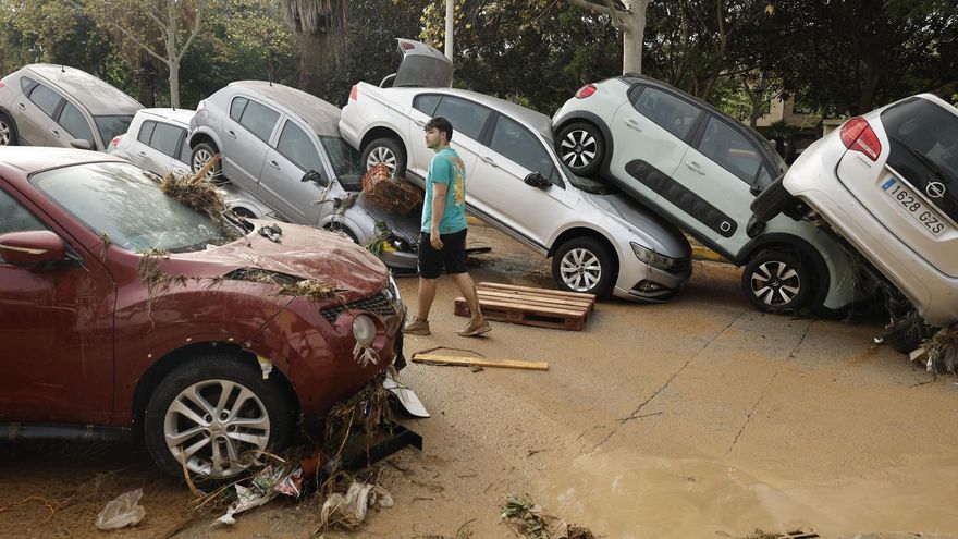 La alerta que la Generalitat Valenciana envió a los móviles llegó cuando centenares de personas ya estaban atrapadas