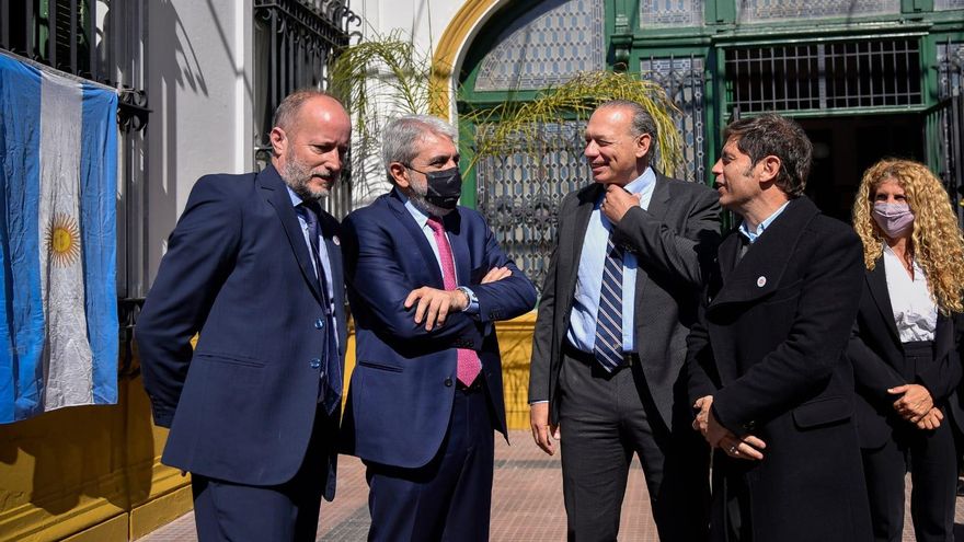 Berni amaga con irse y astilla el mito del frente irrompible