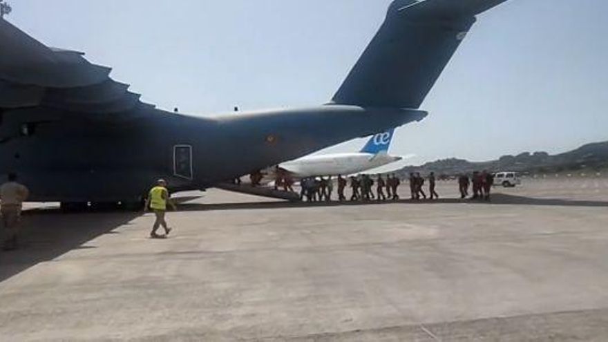 Efectivos de la UME enviados a Tenerife comienzan en repliegue a sus bases de origen