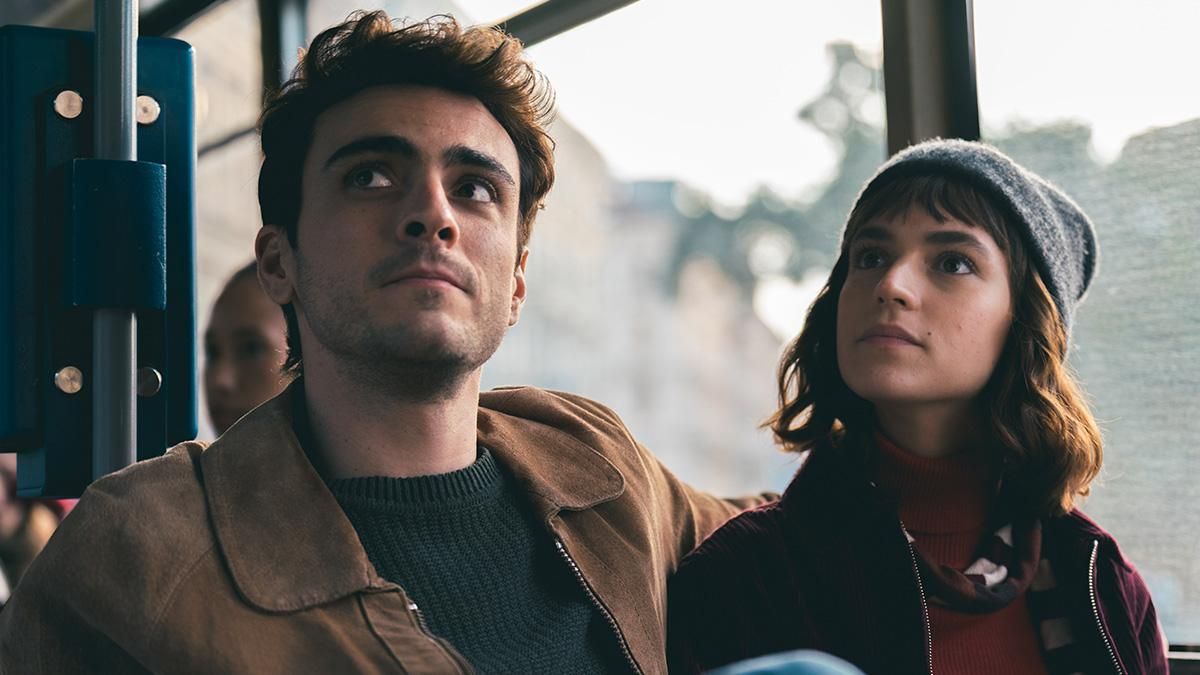 Netflix lanza las primeras imágenes de la serie 'El mapa de los anhelos', que ya tiene fecha de estreno y tráiler oficial