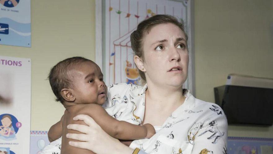Ser madre a los 30: entre la prisa por el reloj biológico y la soledad ante la falta de amigas con hijos