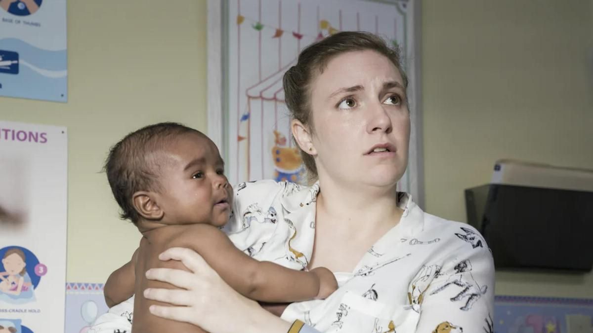 Ser madre a los 30: entre la prisa por el reloj biológico y la soledad ante la falta de amigas con hijos