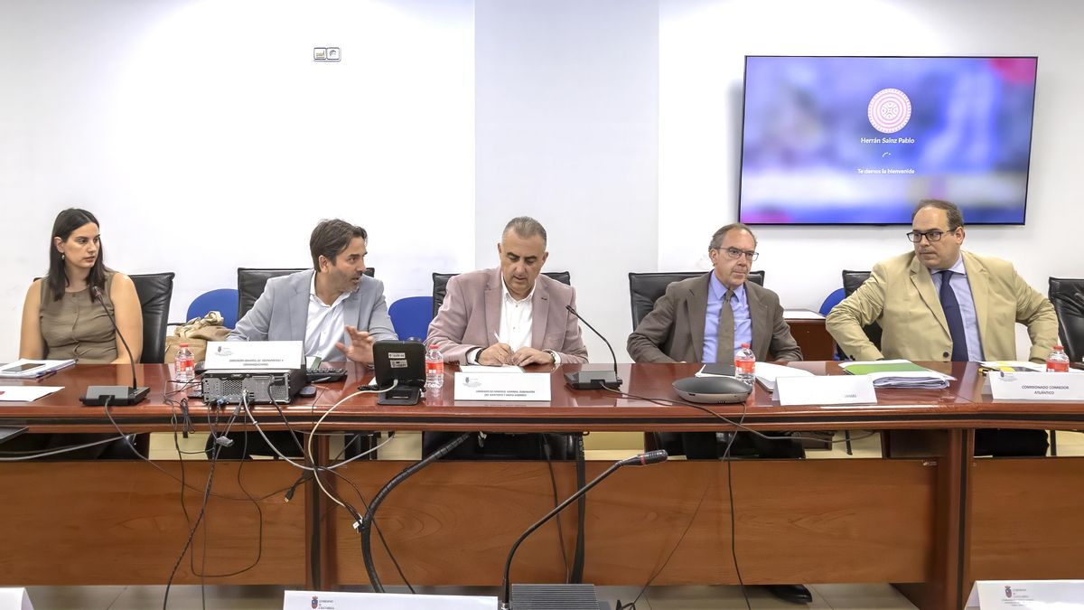 Fomento pide "fechas definitivas" sobre la llegada de los cercanías a Cantabria tras confirmarse que no sucederá en 2026