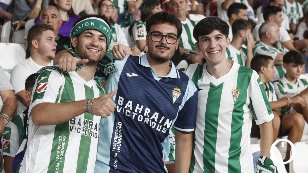 Grada Blanquiverde del Córdoba CF - Racing de Santander