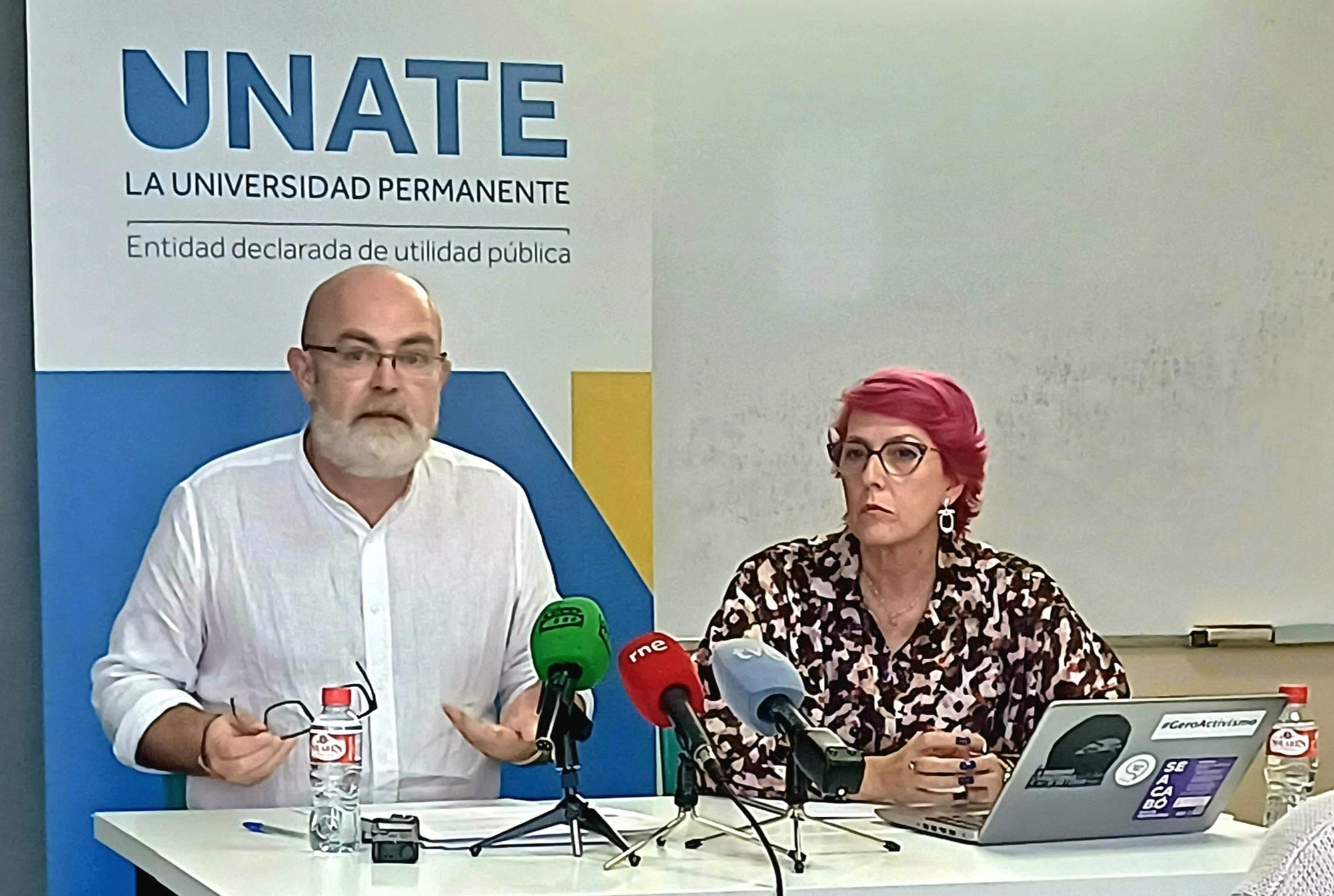 Paco Gómez Nadal, gerente del Grupo UNATE, y la geroantropóloga Mónica Ramos Toro.