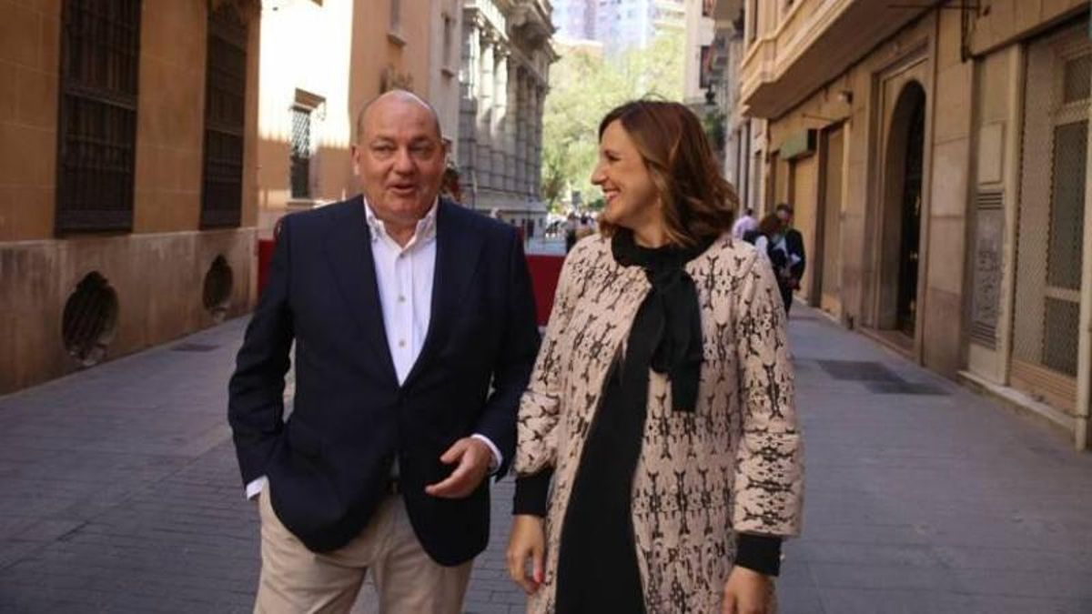 Un regidor del PP de València, cervell jurídic de l'alcaldessa, guanya un plet a un organisme del Govern de Díaz Ayuso