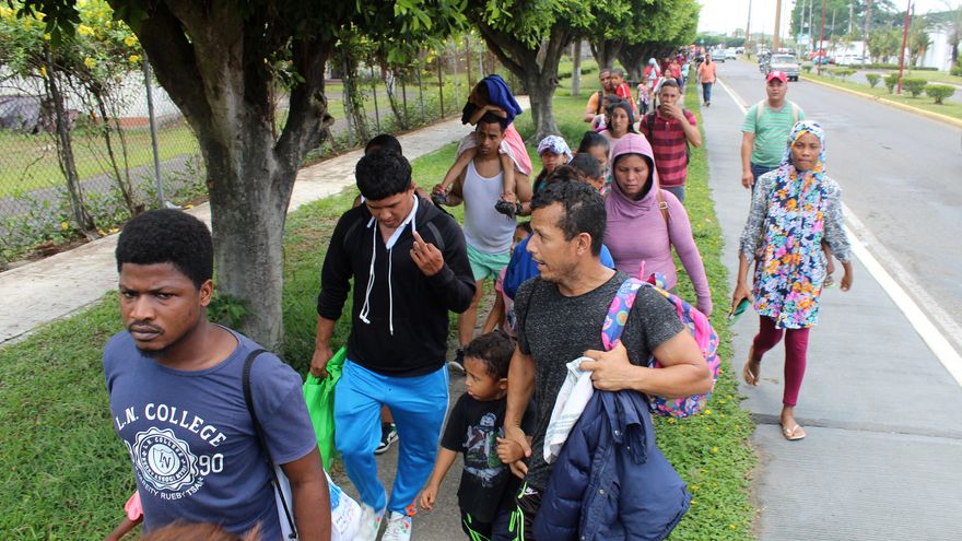 México disuelve caravana de migrantes en el sur pero ofrece regularizarlos
