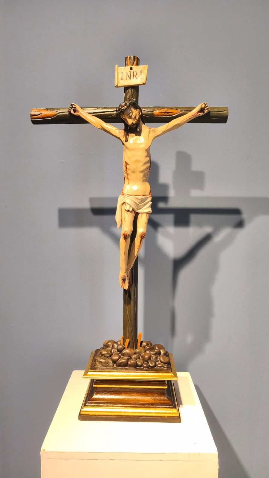 El Cristo gótico donado a Villa del Río.