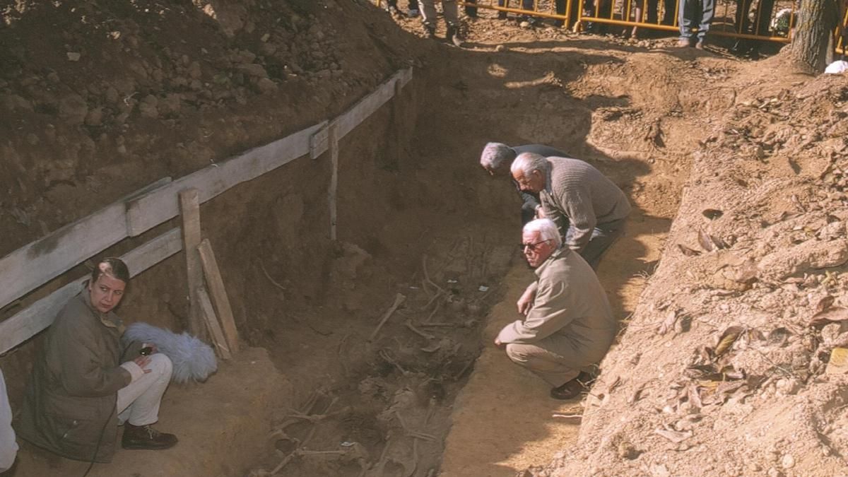 Veinticinco años de la exhumación de 'los 13 de Priaranza' del Bierzo, la cuna de la memoria histórica