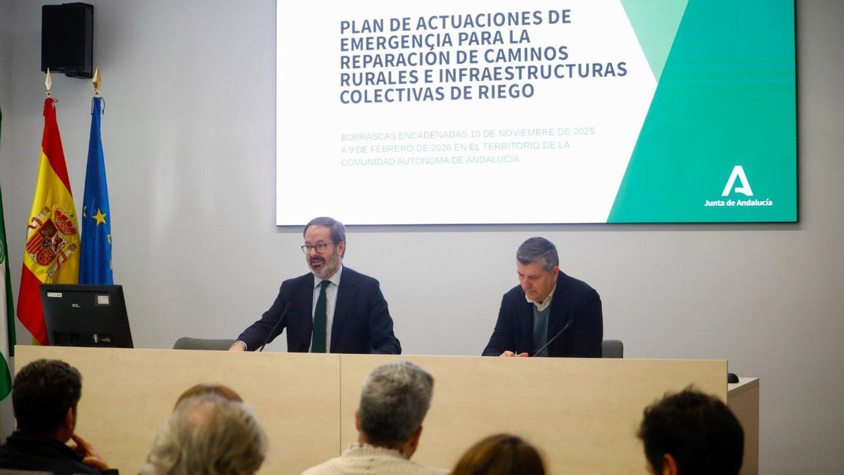 Molina y Acosta, en su encuentro con alcaldes de la provincia de Córdobar para presentarles el Plan de Actuación en Caminos.