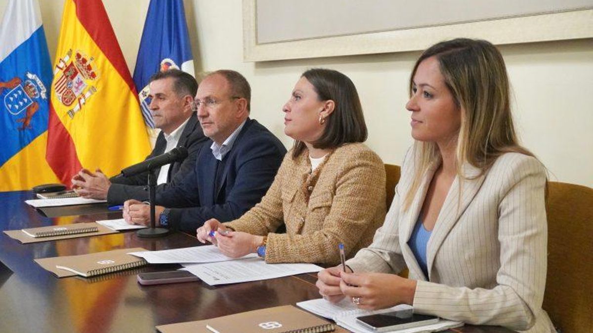 Apertura del I Foro de Gobernanza del Patrimonio Cultural de Canarias  celebrado en la Casa Salazar de Santa Cruz de La Palma.