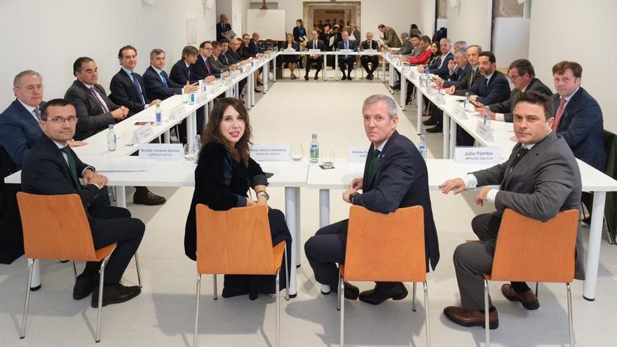 La Xunta controlará menos de un tercio de la empresa mixta para renovables y le da entrada a 33 sociedades privadas