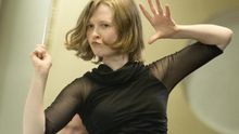Si eres mujer y diriges una orquesta, estás de enhorabuena (o no)