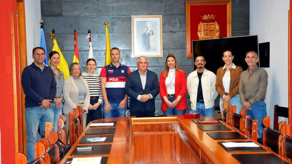 Silvia Álamo toma posesión como concejala en el Ayuntamiento de La Aldea