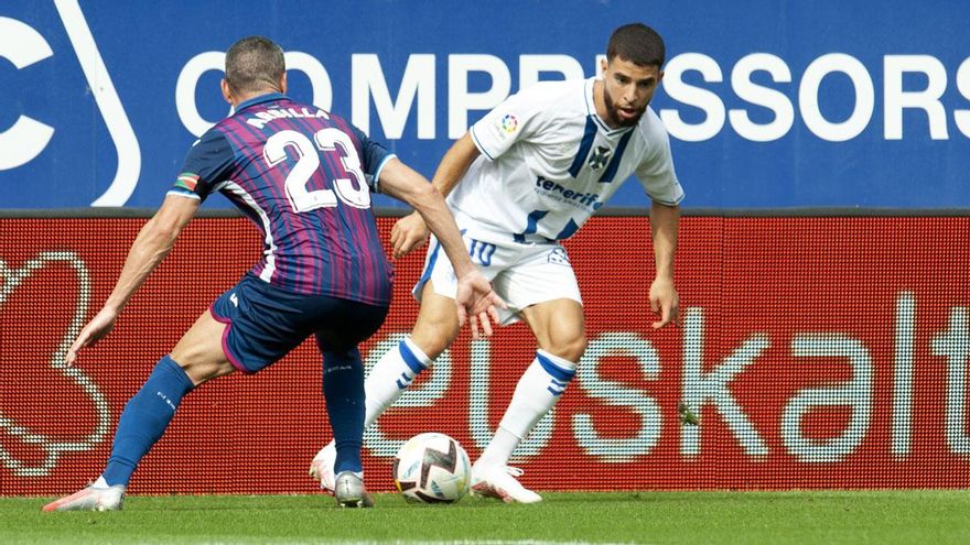 Shashoua y Sergio González se suman a las bajas del CD Tenerife