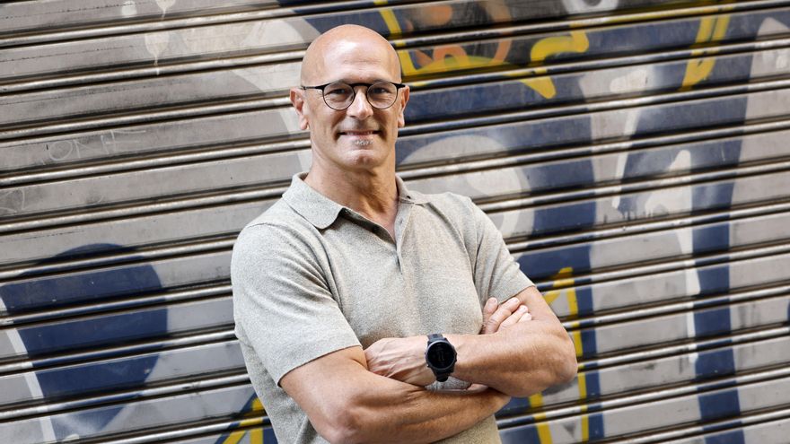 Amnistiados 35 cargos del Govern de Puigdemont procesados por organizar el 1-O