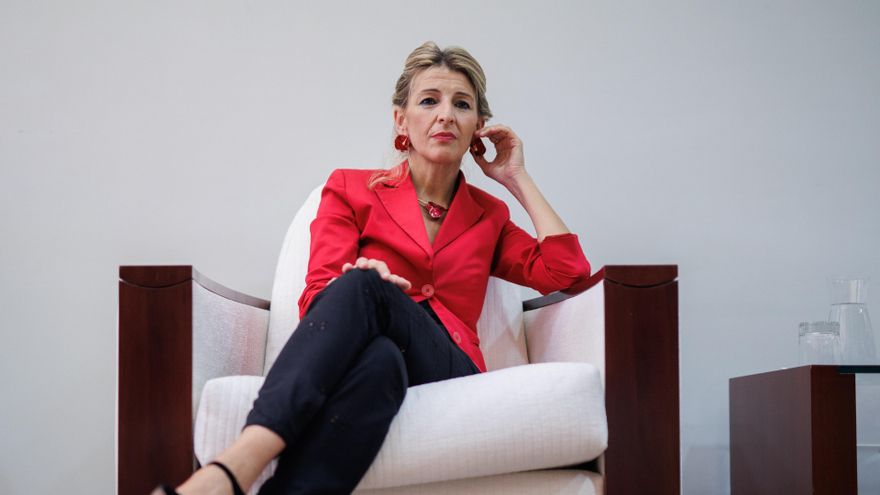 La vicepresidenta segunda, Yolanda Díaz, participa en la inauguración de la jornada sobre cuidados organizada por  CCOO, en la sede del Comité Económico y Social (CES), a 11 de julio de 2022, en Madrid (España).