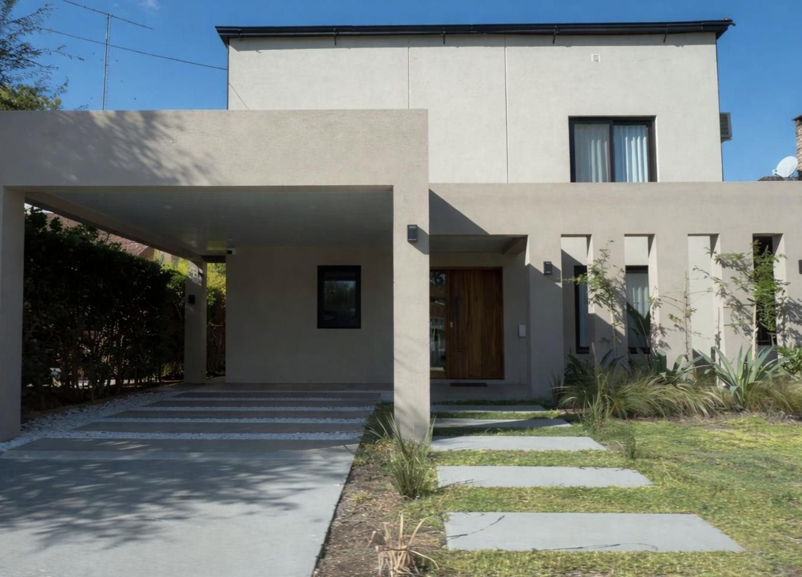 La casa en el country Indio Cua, en Exaltación de la Cruz, de la esposa de Adorni.